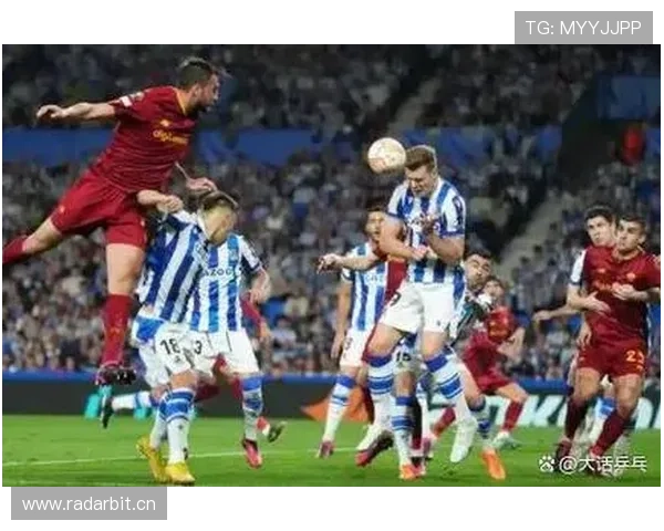 巴萨进攻过度依赖边路，战术多样性不足对比赛进程形成制约