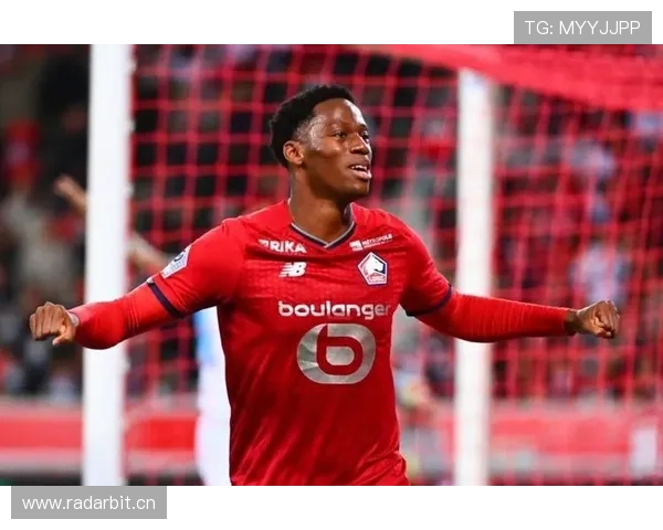 与顶级前锋竞争:乔纳森·戴维如何争夺更高平台