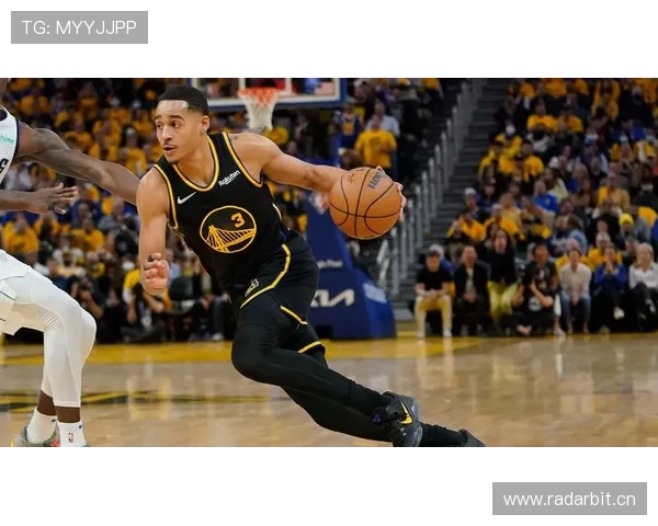 乔丹·汤普森训练完直接去超市抢购蛋白粉，这自律程度让打工人怀疑人生