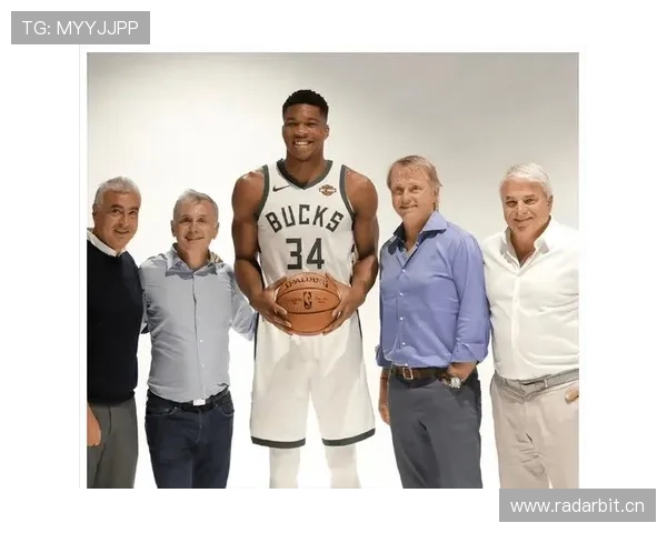 字母哥家车库停的不是车，是队友的梦